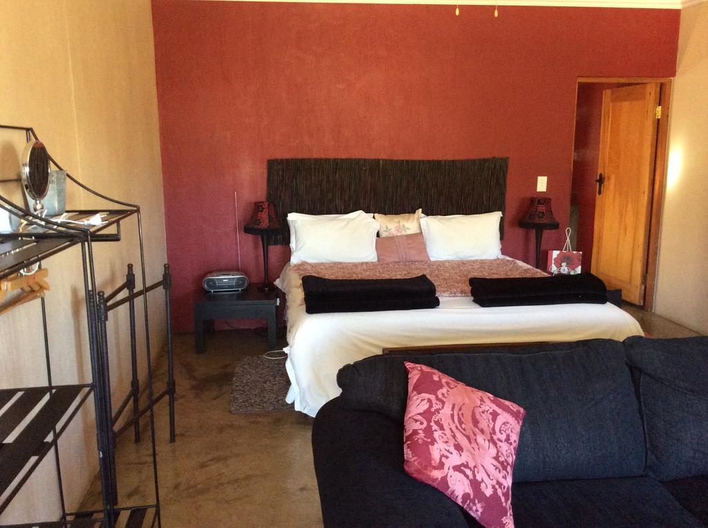 278 On Main Bed & Breakfast Clarens Room photo